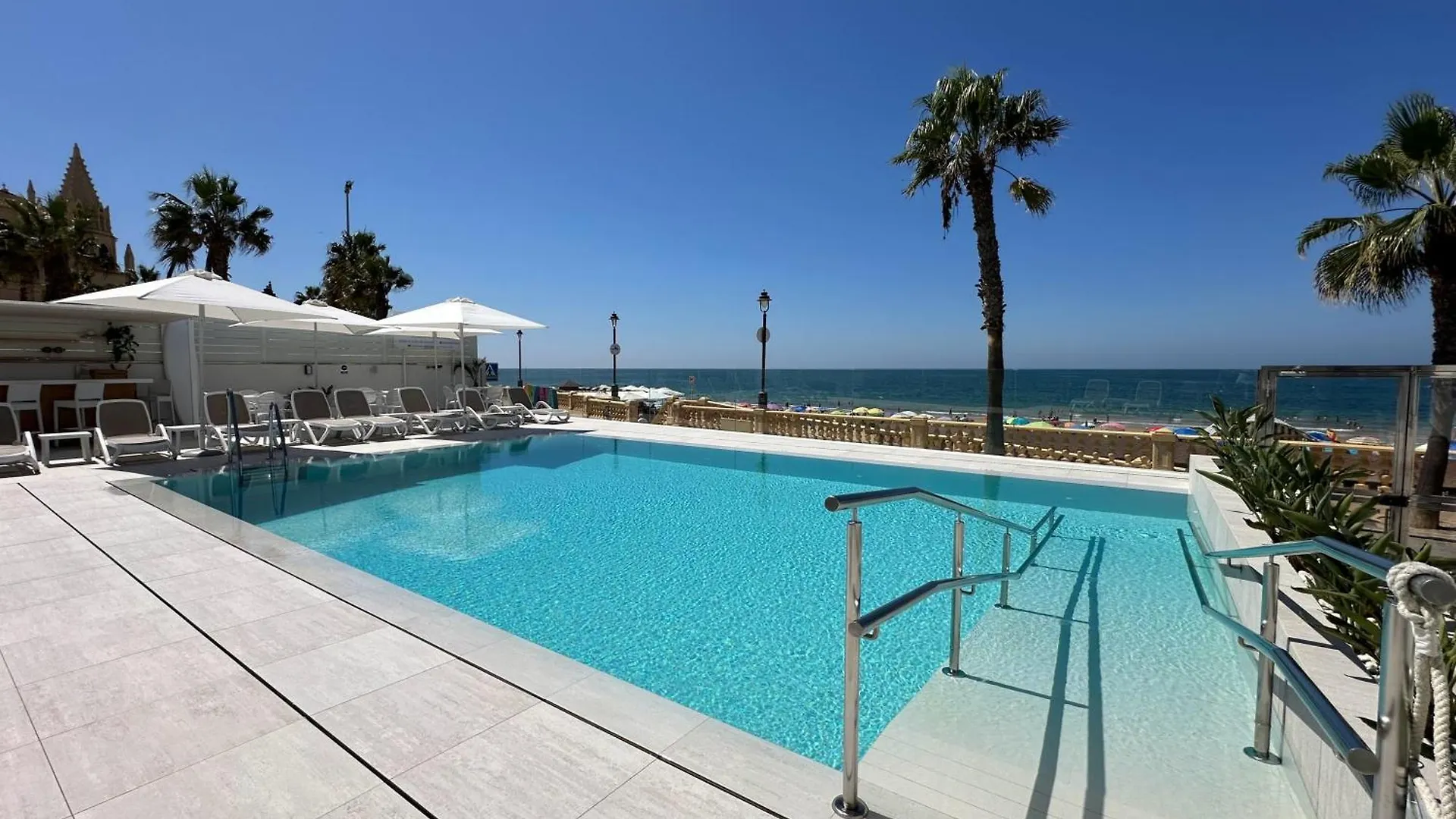 ** Aparthotel Hotel Apartamentos Marina Luz Chipiona Spain