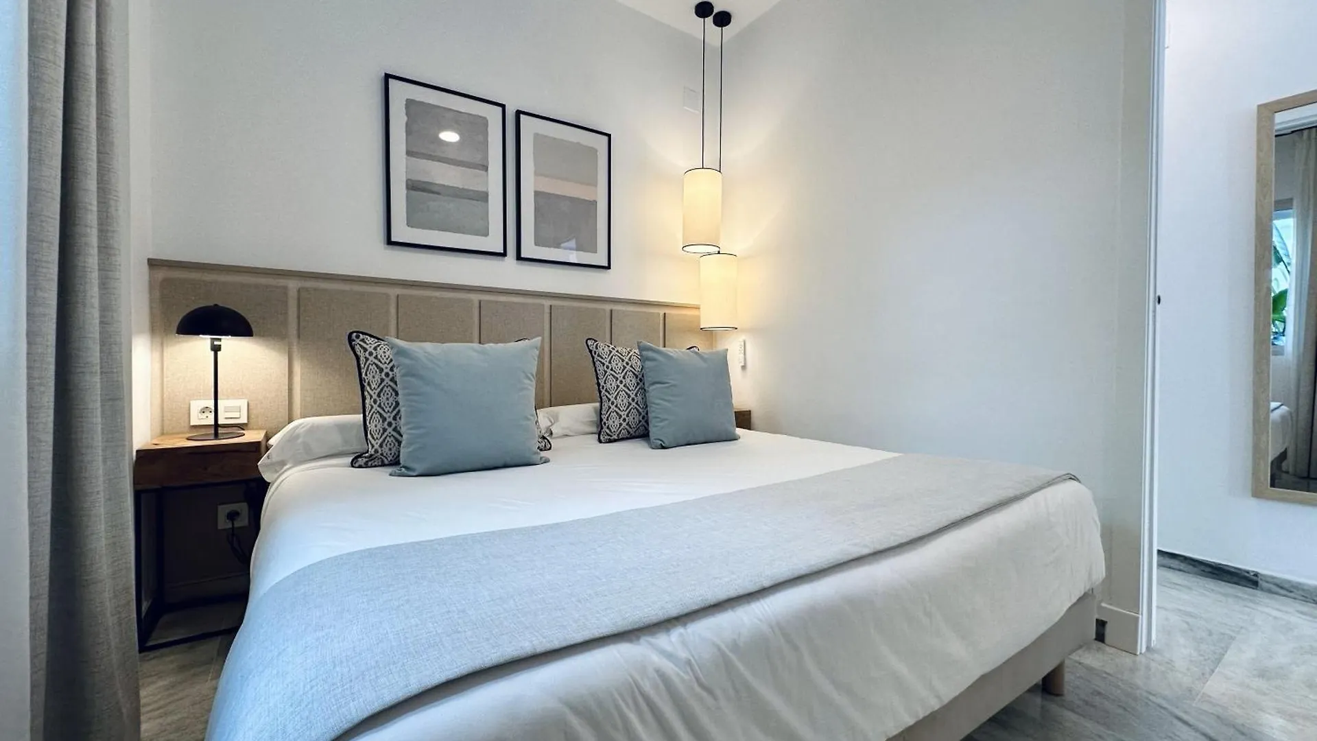 ** Aparthotel Hotel Apartamentos Marina Luz Chipiona Spanje
