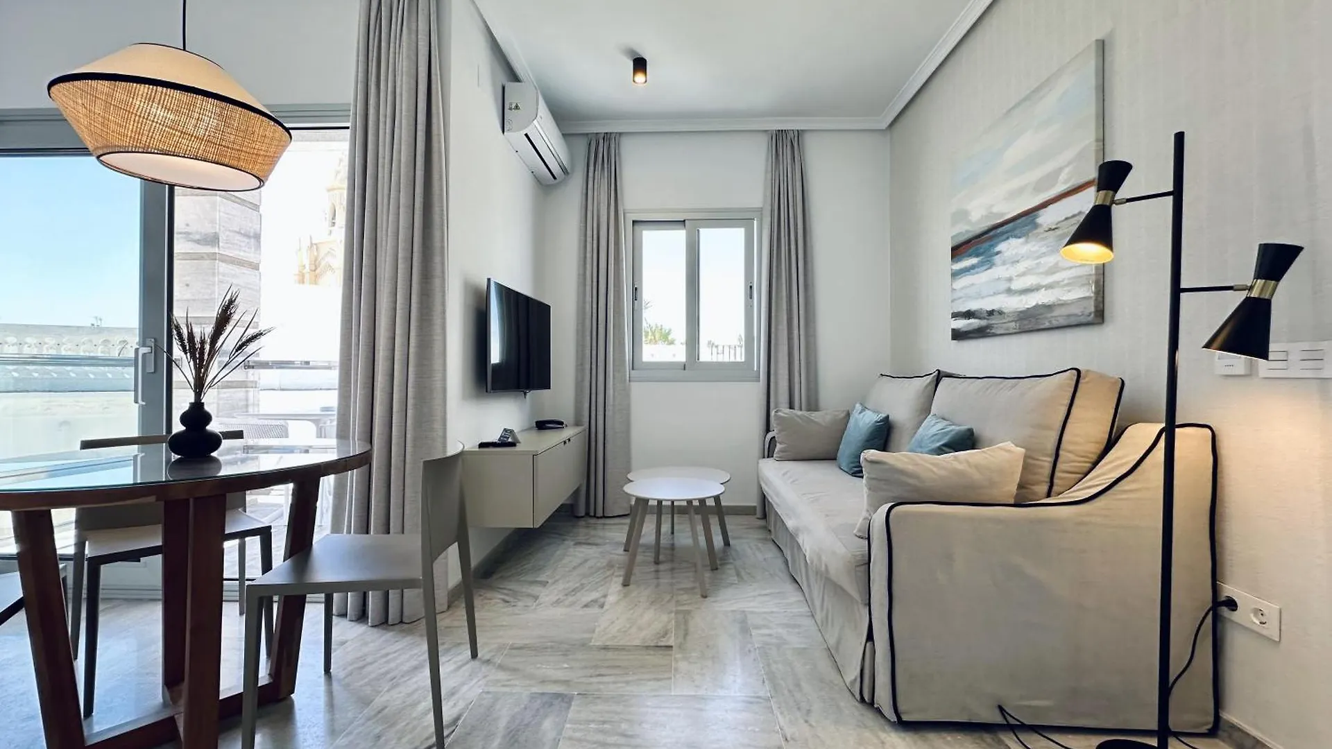 ** Aparthotel Hotel Apartamentos Marina Luz Chipiona Spain