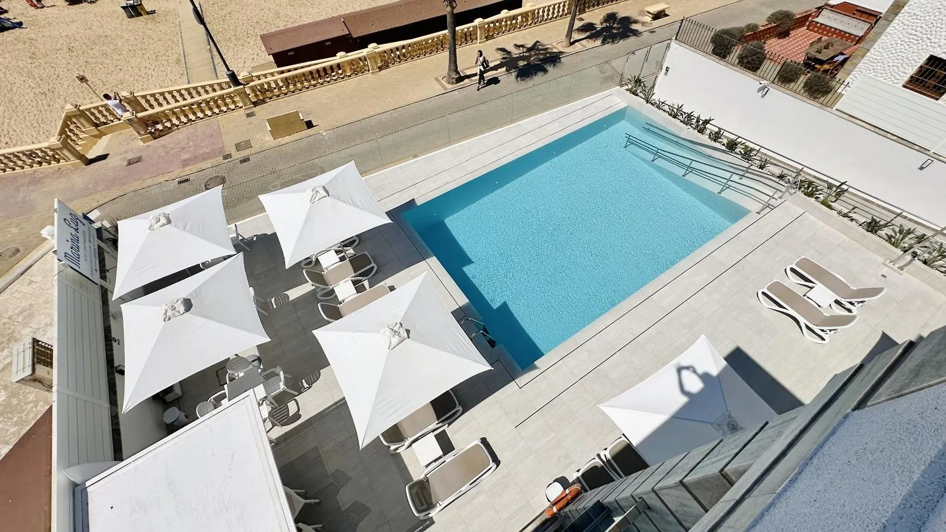 Hotel Apartamentos Marina Luz Chipiona 2*,