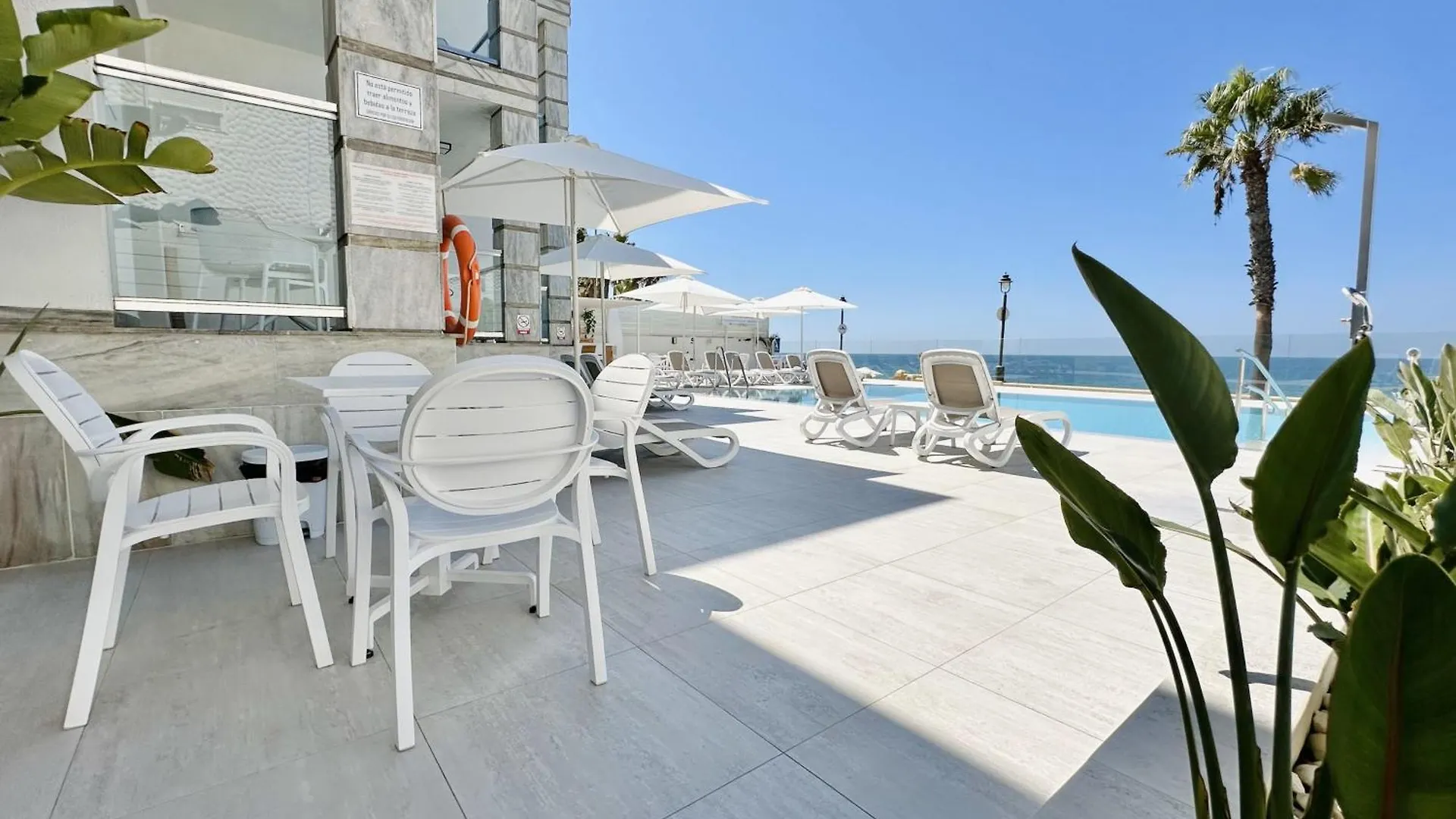 Hotel Apartamentos Marina Luz Chipiona 2*,  Spain